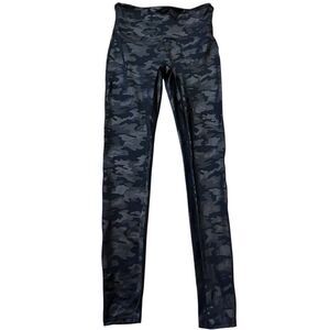 Spanx by Sara Blakely Camo Leggings Ladies Medium Black Gray Shaping Slimming